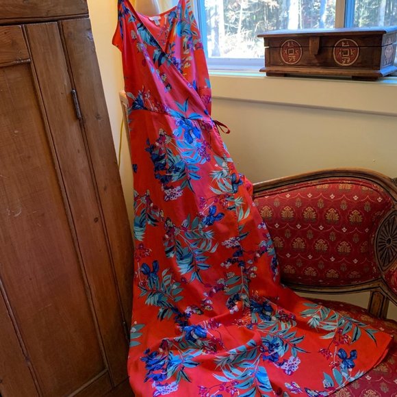 Tristan, Dress, Midi, Size small, Floral red. - Picture 1 of 10